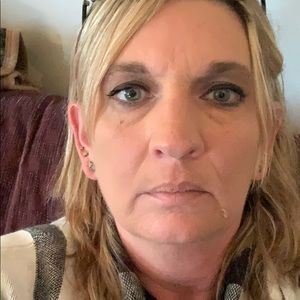 Meet your Posher, Loretta